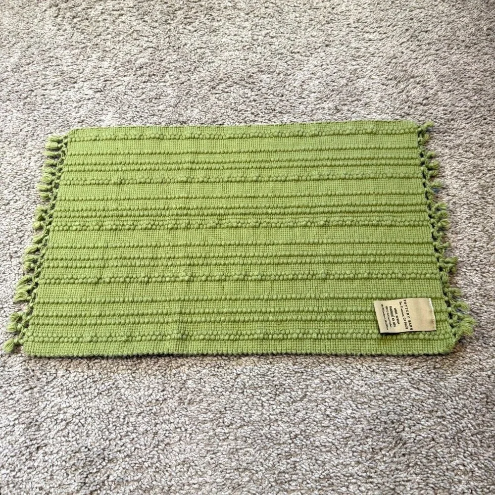 Pottery Barn Set Of 4 Green Placemats 14x20 Inches 100% Cotton Textured